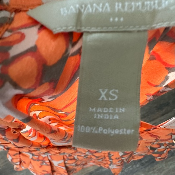 Banana Republic Women’s XS Tank Top - Picture 3 of 3